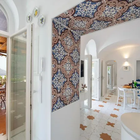 Yourhome - La Casupola Apartman